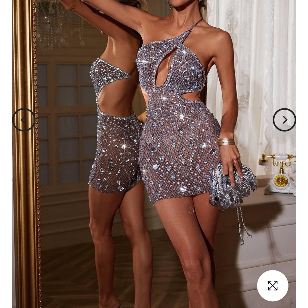 COPY - Mew mews Fashion hanne backless rhinestone mini